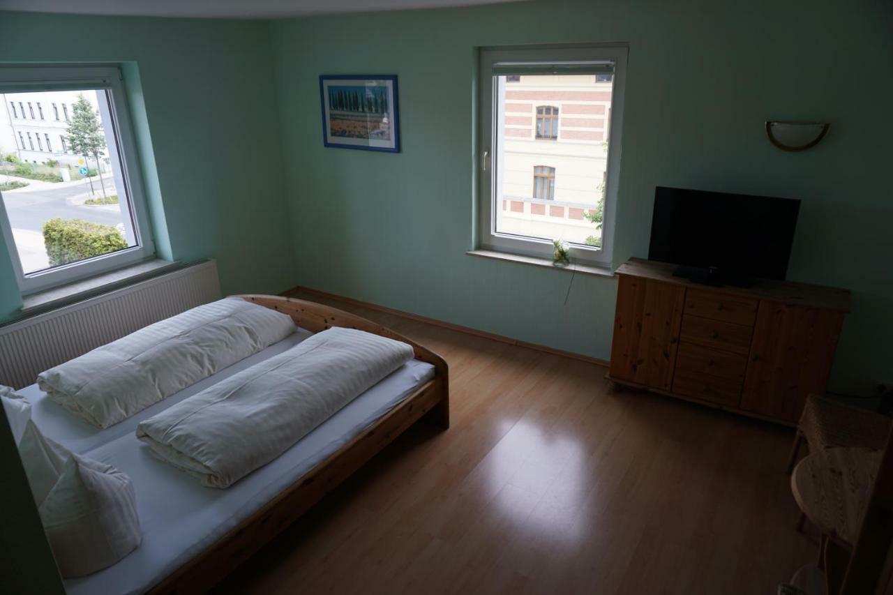 Hotel Am Bahnhof วาเริน ภายนอก รูปภาพ
